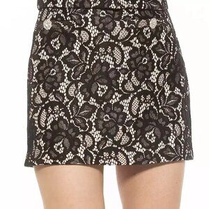 Alexia Admor Maeve Mini Lace Skirt Floral Black Size 6 EUC